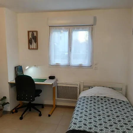 Studio Meublee Avec Sanitaires Douche Kitchenette Angers Extérieur photo
